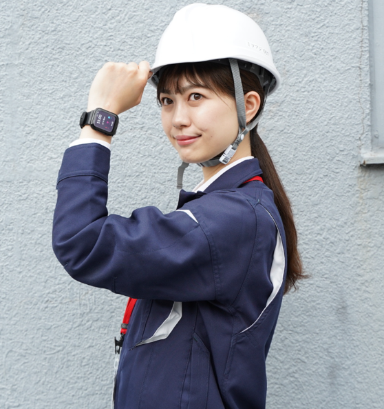 <div class='lum-box'><h4 class='fontColor_blue lum-font-size'>MITSUFUJI 03</h4></div><div class='lum-font-cnt'>LTE通信機能搭載のスマートウォッチで、着用者本人の暑熱リスクやストレスなどの健康状態が可視化できるだけでなく、管理者による一元管理も可能です。</div>