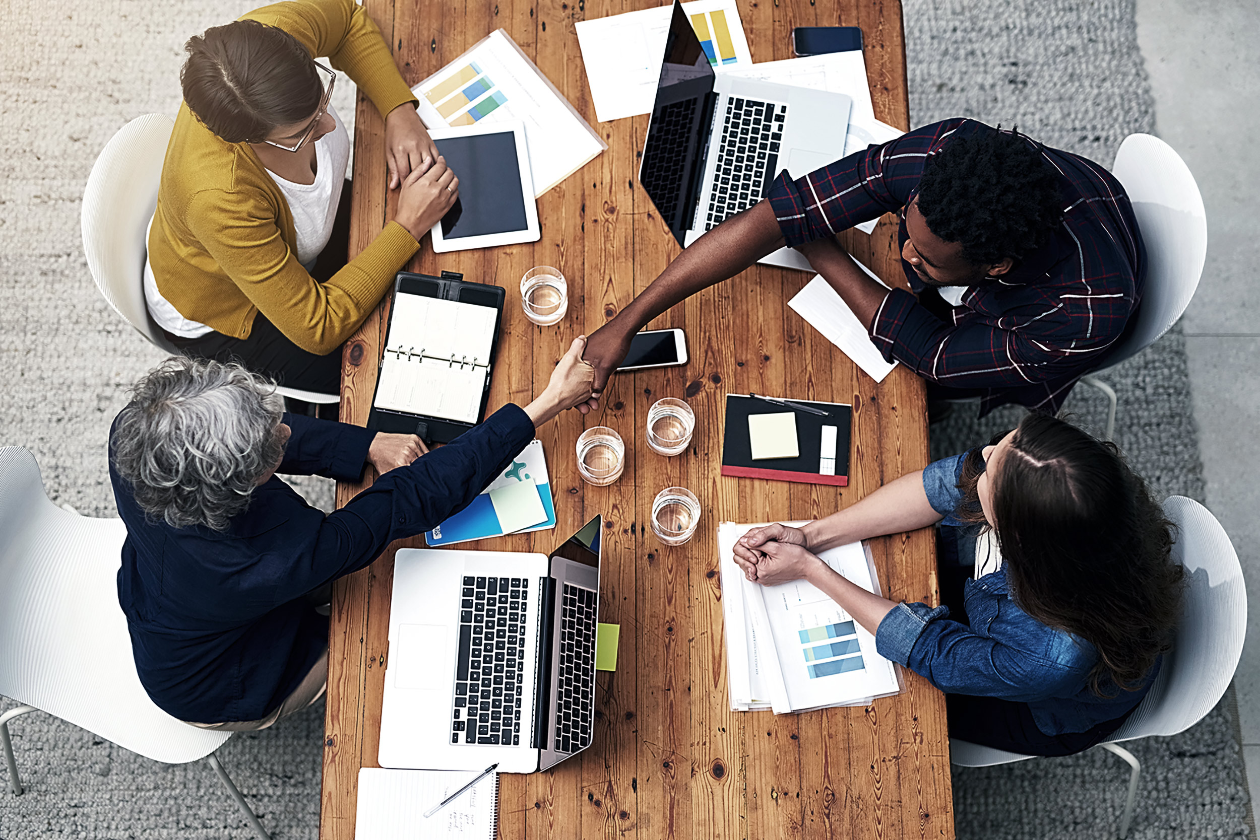 <div class='lum-box'><h4 class='fontColor_blue lum-font-size'>X-Health®「スキーム提供サービス」</h4></div><div class='lum-font-cnt'>自治体や医療機関などと構築した既存プロジェクトスキームを、ヘルスケア市場への参入を狙う企業に提供し参画いただくX-Health®コンサルティングサービス</div>