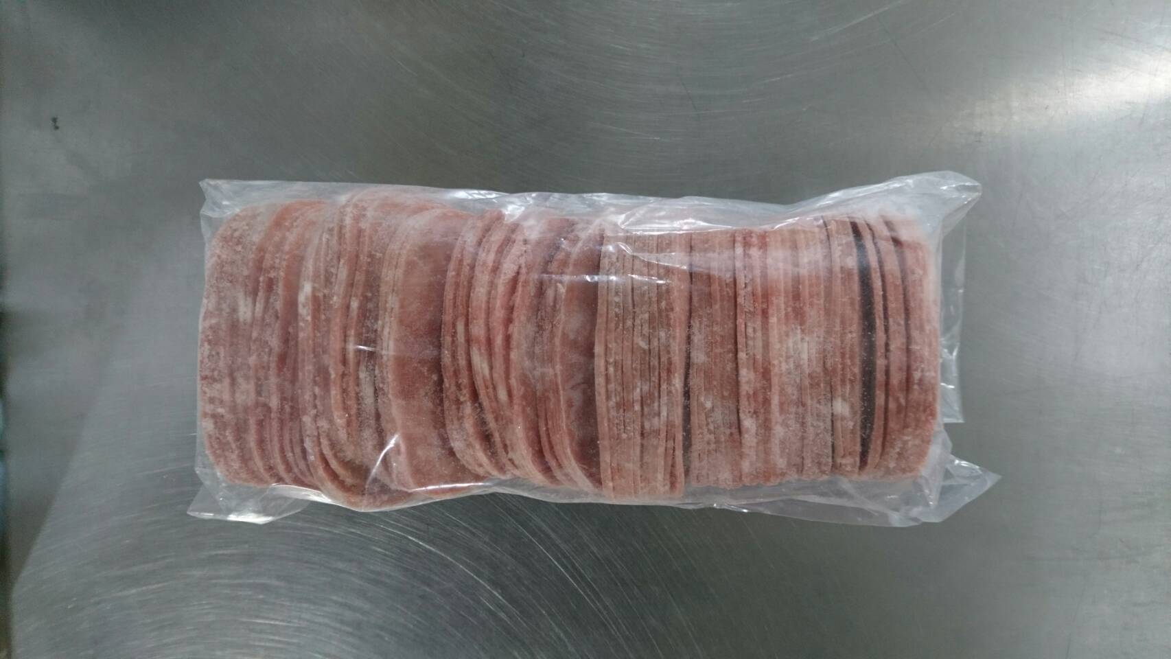 <div class='lum-box'><h4 class='fontColor_blue lum-font-size'>豚タンスライス（一番塩タン）</h4></div><div class='lum-font-cnt'>豚タンを結着・柔らか加工し2ミリスライスしました。1枚1枚の品質にバラツキが無い商品になっています。</div>