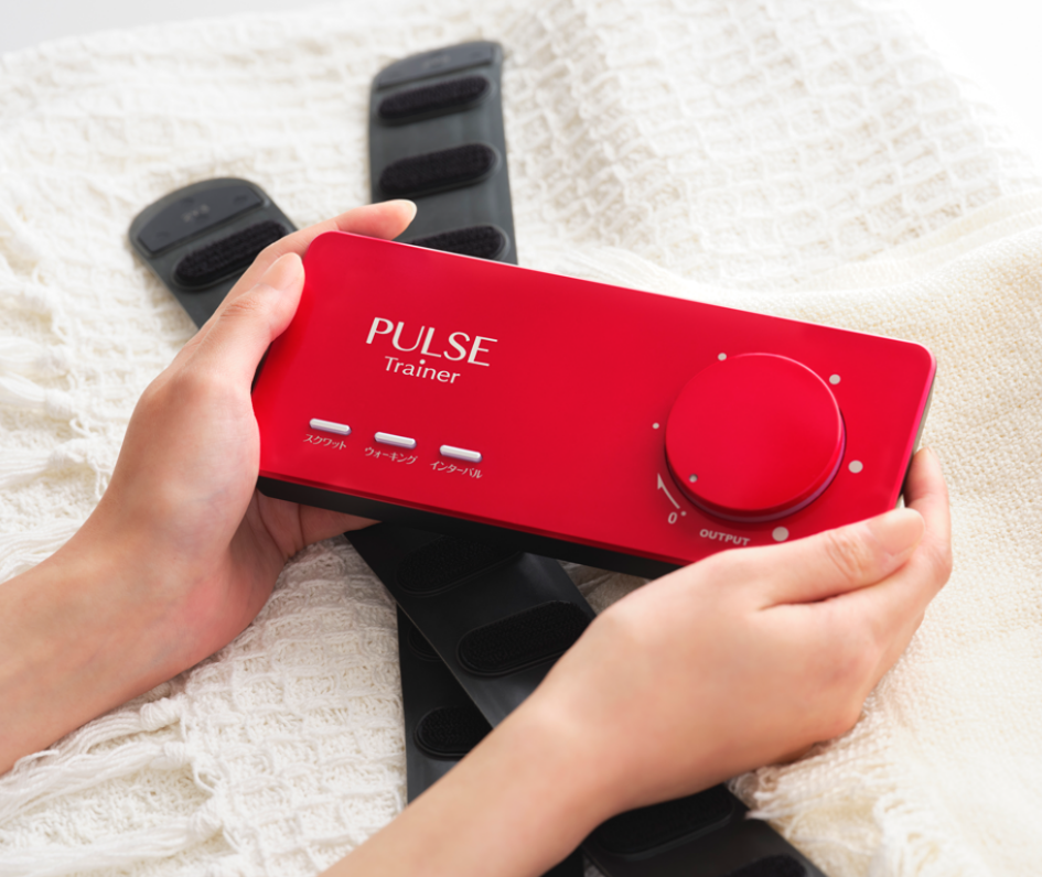 <div class='lum-box'><h4 class='fontColor_blue lum-font-size'>パルストレーナー</h4></div><div class='lum-font-cnt'>健康は下半身の筋肉から！
年齢を重ねるうえで重要なのは、筋肉。
これからも健康に過ごすために不可欠な下半身の筋肉にしっかりとアプローチするパルストレーナーは、簡単ながらも軽度から強度の負荷まで自由に調節できるトレーニング機器。
試してわかる筋肉の動き！！
この機会にぜひお試しください。
</div>